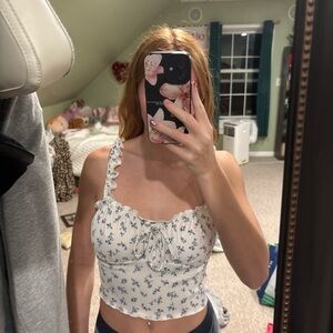 SHEIN White and Blue Floral Ruffle Crop Top